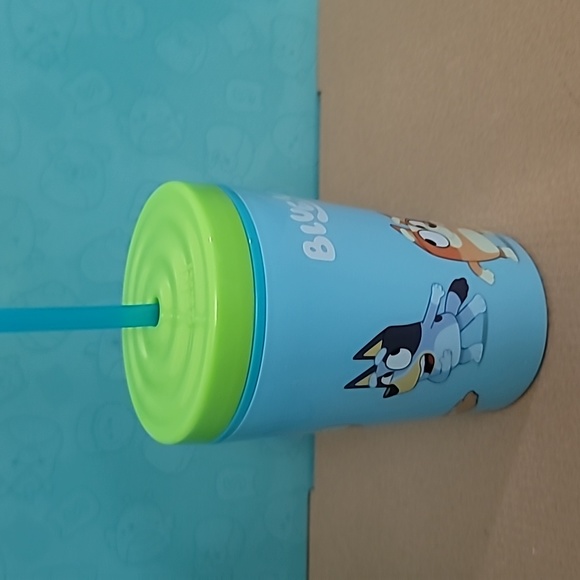 Bluey Heeler Family Cup w/Lid and Straw - Picture 4 of 6